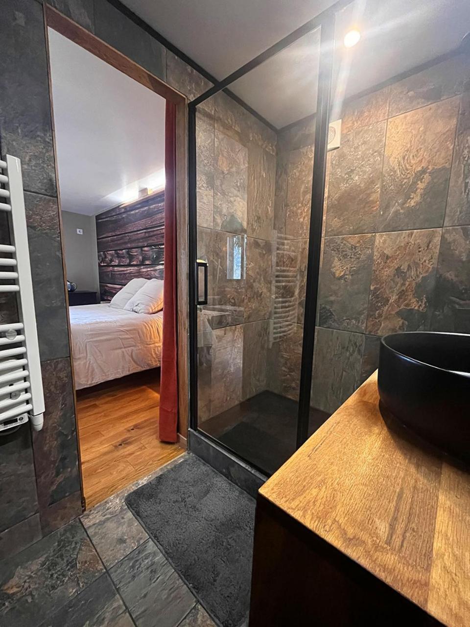 Le Bout Du Chemin Guest House Treize-Vents Exterior photo